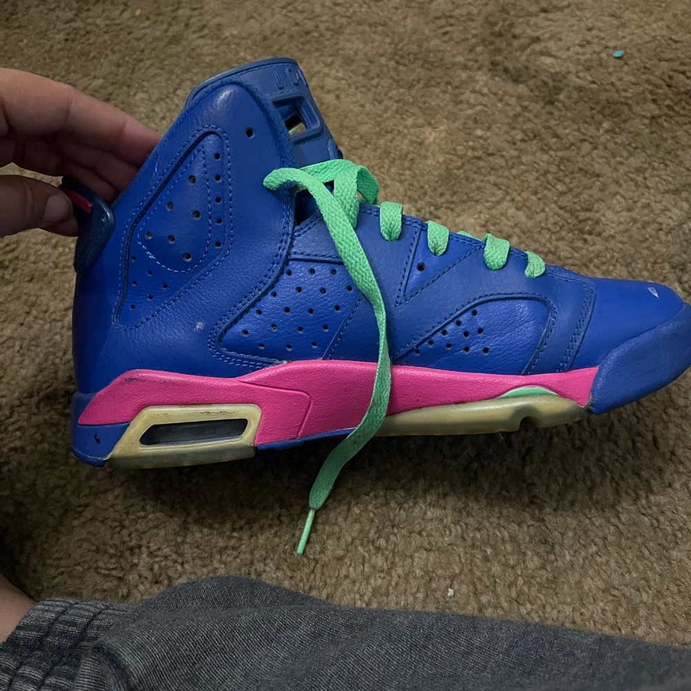 Jordan Kids Blue and Pink Sneakers with Green Laces